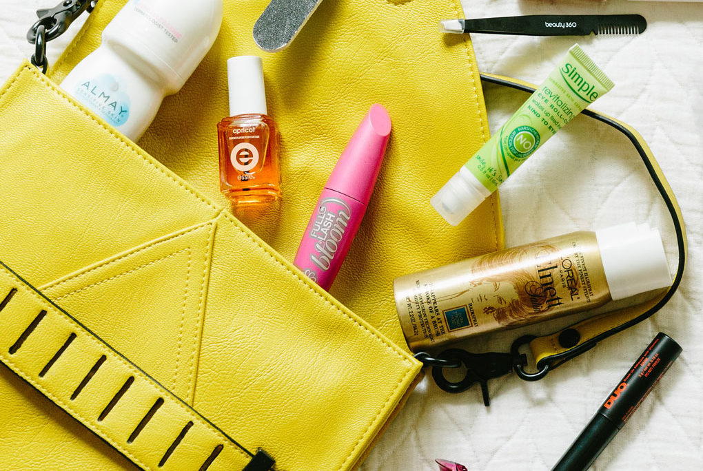 Sydne Style hosts a blogger giveaway with CVS